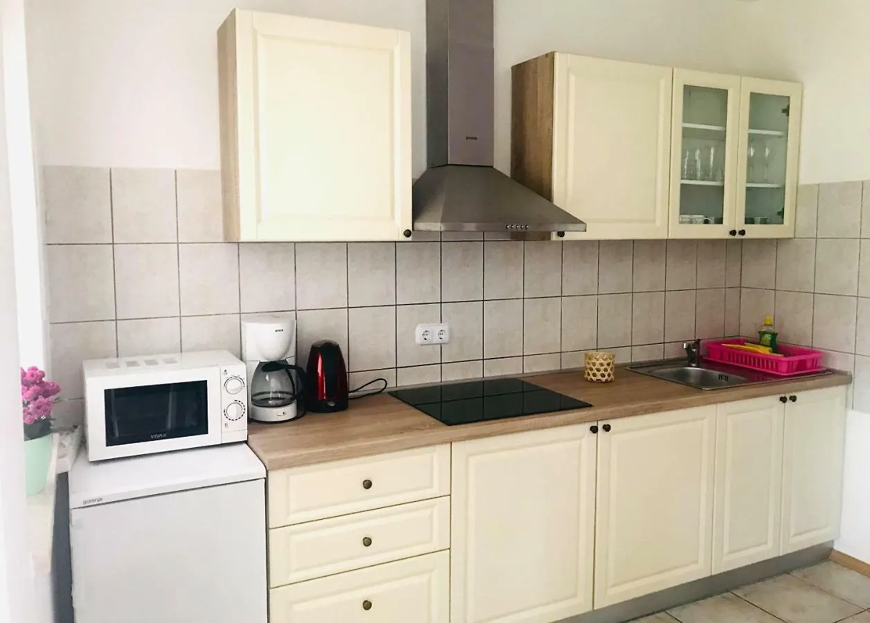 公寓 Apartmani Ulika 乌马格 克罗地亚